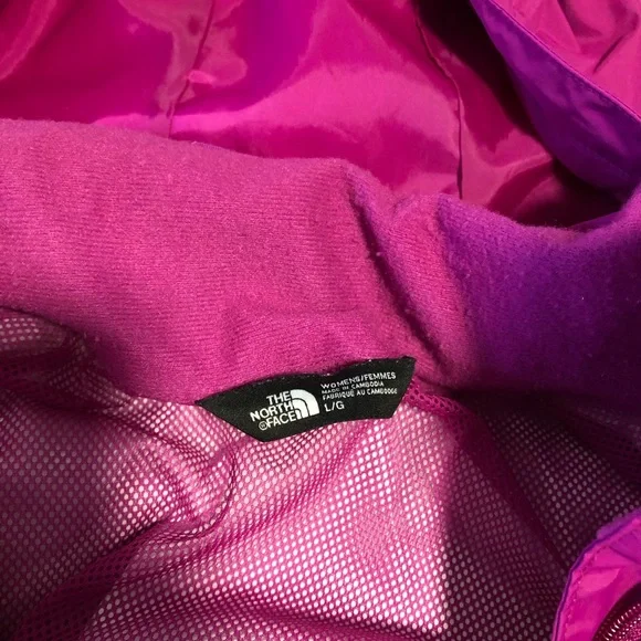 Womens North Face Coat - Picture 3 of 3